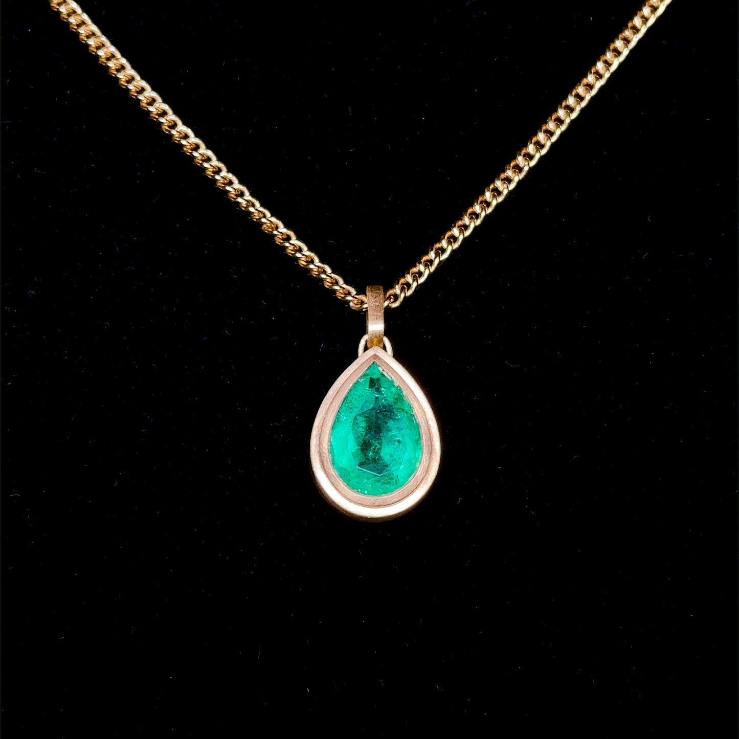 Colombian Emerald Bezel Pendant - 14k Gold