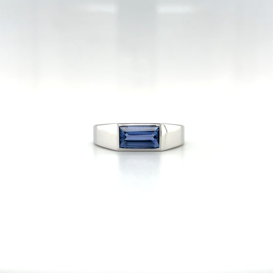 1.66 carat Sapphire Signet Ring
