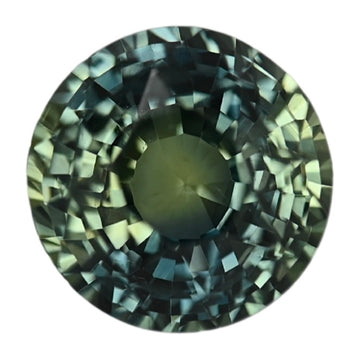 Round faceted green sapphire gemstone with even scintillating cut