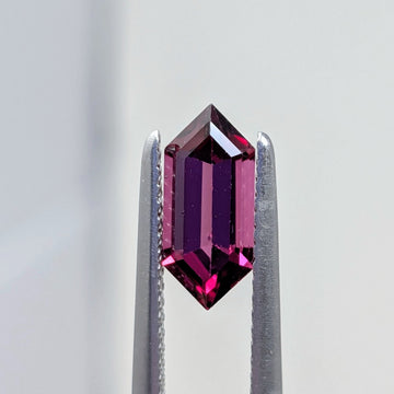 1.45ct Garnet -- closeout