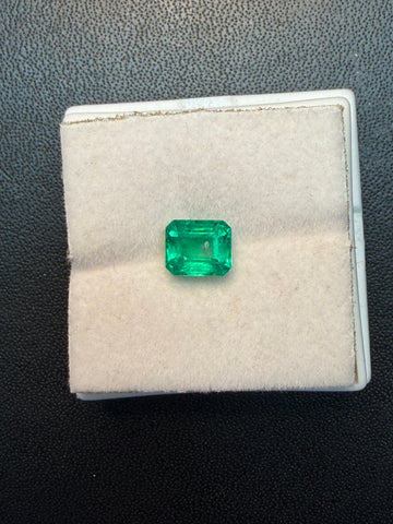 Emerald cut Colombian emerald gemstone, 1.38 ct, in display box