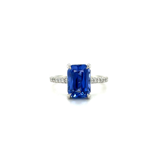 4.64 Carat Sapphire and Diamond Platinum Ring