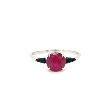 14k white gold ring with round ruby center and black onyx side stones